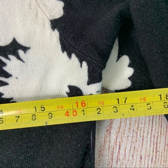 Joseph A Floral Cardigan Small - Picture 3 of 6